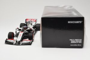 Haas VF-20 #8 R. Grosjean Bahrain GP 2020 Minichamps 1:18 110201508 Metal - imagen 6 de 6
