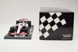 Haas VF-22 #20 K. Magnussen Bahrain GP 2022 Minichamps 1:18 117220120 Metal - imagen 6 de 6
