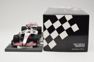 Haas VF-22 #20 K. Magnussen British GP 2022 Minichamps 1:18 117221020 Metal - imagen 6 de 6