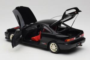 Honda Integra Type R DC2 Pre-Facelift Flamenco Black Pearl MotorHelix 1:18 M85203 Metal - imagen 5 de 8