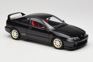 Honda Integra Type R DC2 Pre-Facelift Flamenco Black Pearl MotorHelix 1:18 M85203 Metal - imagen 6 de 8