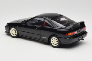 Honda Integra Type R DC2 Pre-Facelift Flamenco Black Pearl MotorHelix 1:18 M85203 Metal - imagen 7 de 8