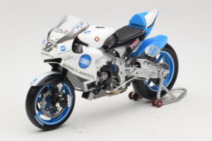 Honda RC212V #56 S. Nakano Konica Minolta Honda MotoGP 2007 Minichamps 1:18 112071056 Metal - imagen 2 de 6