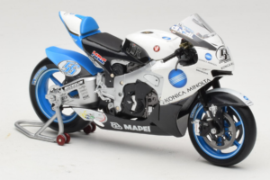 Honda RC212V #56 S. Nakano Konica Minolta Honda MotoGP 2007 Minichamps 1:18 112071056 Metal - imagen 4 de 6