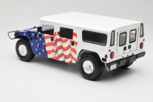 Hummer H1 AM General Gore-Lieberman Humvee America Exoto 1:18 1807 Metal - imagen 7 de 8