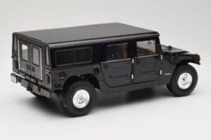 Hummer H1 Hard Top Negro Exoto 1:18 01803 Metal - imagen 3 de 8