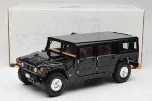 Hummer H1 Hard Top Negro Exoto 1:18 01803 Metal - imagen 8 de 8