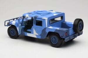Hummer H1 Humvee Azul & Blanco Motormax 1:18 73157 Metal - imagen 5 de 8
