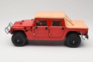 Hummer H1 Soft Top Rojo Exoto 1:18 01805 Metal - imagen 4 de 8