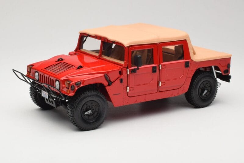 Hummer H1 Soft Top Rojo Exoto 1:18 01805 Metal