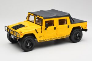 Hummer H1 Soft Top Amarillo Maisto 1:18 56041 Metal