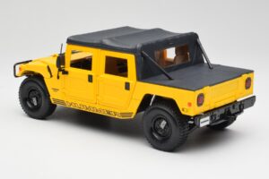 Hummer H1 Soft Top Amarillo Maisto 1:18 56041 Metal - imagen 7 de 8