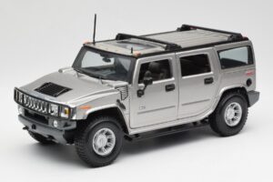 Hummer H2 Plata Maisto 1:18 7449569 Metal