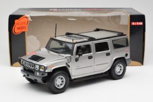 Hummer H2 Plata Maisto 1:18 7449569 Metal - imagen 8 de 8