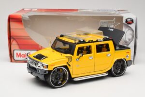 Hummer H2 SUT Concept Amarillo Maisto 1:18 31067 Metal - imagen 8 de 8