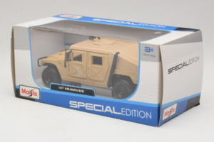 AM General Humvee Military Maisto 1:27 31974 Metal - imagen 3 de 3