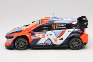 Hyundai i20 N Rally1 #11 T. Neuville / M. Wydaeghe Rally Japan WRC World Champion 2024 IXO 1:18 18RMC228 Metal - imagen 3 de 6