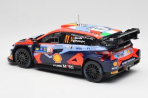 Hyundai i20 N Rally1 WRC #11 T. Neuville / M. Wydaeghe Central European Rally Winner 2023 IXO 1:18 18RMC193 Metal - imagen 5 de 6
