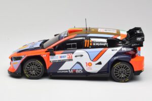 Hyundai i20 N Rally1 #11 T. Neuville / M. Wydaeghe Rally Croatia 2024 IXO 1:18 18RMC203 Metal - imagen 3 de 6