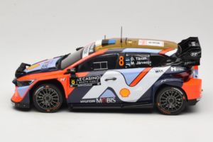 Hyundai i20 N WRC #16 A. Fourmaux / A. Coria Rally Monte Carlo Night Version 2025 IXO 1:18 18RMC230B Metal - imagen 3 de 6