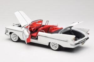 Imperial Crown Descapotable Blanco Road Signature 1:18 20138 Metal - imagen 5 de 8