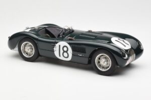 Jaguar C-Type #18 T. Rolt / D. Hamilton 24 Hours of Le Mans Winner 1953 CMC 1:18 M-195 Metal - imagen 4 de 6