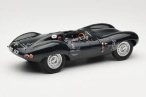 Jaguar D-Type Short Nose Verde AUTOart 1:18 73561 Metal - imagen 2 de 6