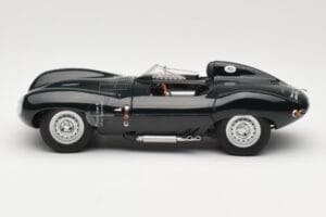 Jaguar D-Type Short Nose Verde AUTOart 1:18 73561 Metal - imagen 3 de 6