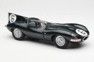 Jaguar D-Type #6 M. Hawthorn / I. Bueb Team Jaguar Cars Ltd 24 Hours of Le Mans 1955 AUTOart 1:18 85586 Metal - imagen 4 de 6