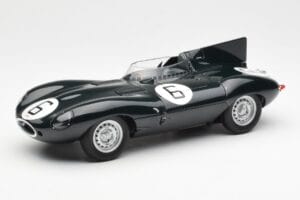 Jaguar D-Type #6 M. Hawthorn / I. Bueb Team Jaguar Cars Ltd 24 Hours of Le Mans 1955 AUTOart 1:18 85586 Metal
