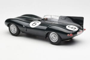 Jaguar D-Type #6 M. Hawthorn / I. Bueb Team Jaguar Cars Ltd 24 Hours of Le Mans 1955 AUTOart 1:18 85586 Metal - imagen 5 de 6