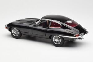 Jaguar E-Type 3.8 Series 1 Negro Kyosho 1:18 08954BK Metal - imagen 7 de 8
