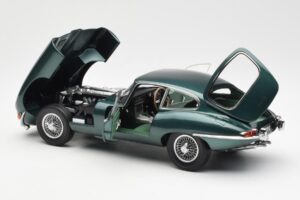 Jaguar E-Type 3.8 Series 1 Verde Oscuro Kyosho 1:18 08954DG Metal - imagen 5 de 8
