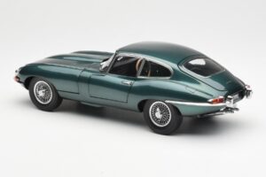Jaguar E-Type 3.8 Series 1 Verde Oscuro Kyosho 1:18 08954DG Metal - imagen 7 de 8