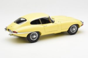 Jaguar E-Type 3.8 Series 1 Amarillo Claro Kyosho 1:18 08954LY Metal - imagen 3 de 8