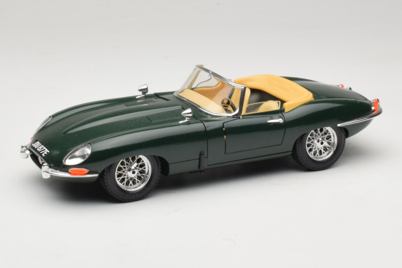 Jaguar E-Type Descapotable Verde Bburago 1:18 3026 Metal
