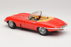Jaguar E-Type Series 1 Descapotable Rojo Bburago 1:18 3038 Metal - imagen 6 de 8