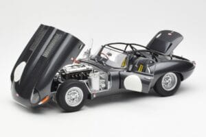 Jaguar E-Type Series 1 Coupe Lightweight Gris Oscuro AUTOart 1:18 73647 Metal - imagen 2 de 8