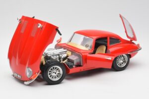 Jaguar E-Type Rojo Bburago 1:18 3018 Metal - imagen 2 de 8