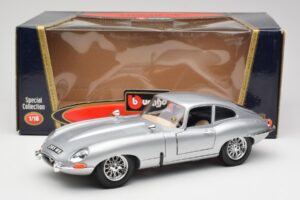 Jaguar E-Type Series 1 Plata Bburago 1:18 3018-M2 Metal - imagen 8 de 8