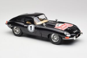 Jaguar E-Type Series 1 #1 British Racing Green Bburago 1:18 3018-M3 Metal - imagen 6 de 8