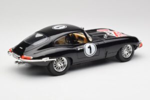 Jaguar E-Type Series 1 #1 British Racing Green Bburago 1:18 3018-M3 Metal - imagen 3 de 8