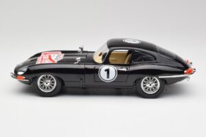 Jaguar E-Type Series 1 #1 British Racing Green Bburago 1:18 3018-M3 Metal - imagen 4 de 8