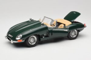 Jaguar E-Type Series 1 Roadster Verde Bburago 1:18 3018-M5 Metal - imagen 2 de 8