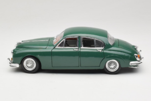 Jaguar Mark II Verde Tchibo 1:18 49420 Metal - imagen 4 de 8