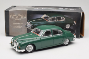 Jaguar Mark II Verde Tchibo 1:18 49420 Metal - imagen 8 de 8