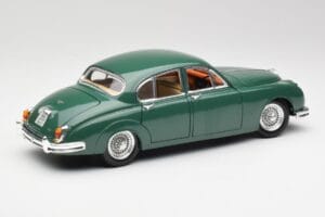 Jaguar Mk II British Racing Verde Maisto 1:18 50287 Metal - imagen 3 de 8