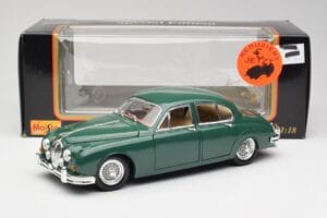 Jaguar Mk II British Racing Verde Maisto 1:18 50287 Metal - imagen 8 de 8