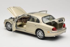 Jaguar S-Type X200 Bronce Maisto 1:18 50332 Metal - imagen 5 de 8