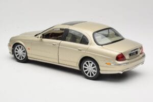 Jaguar S-Type X200 Bronce Maisto 1:18 50332 Metal - imagen 7 de 8